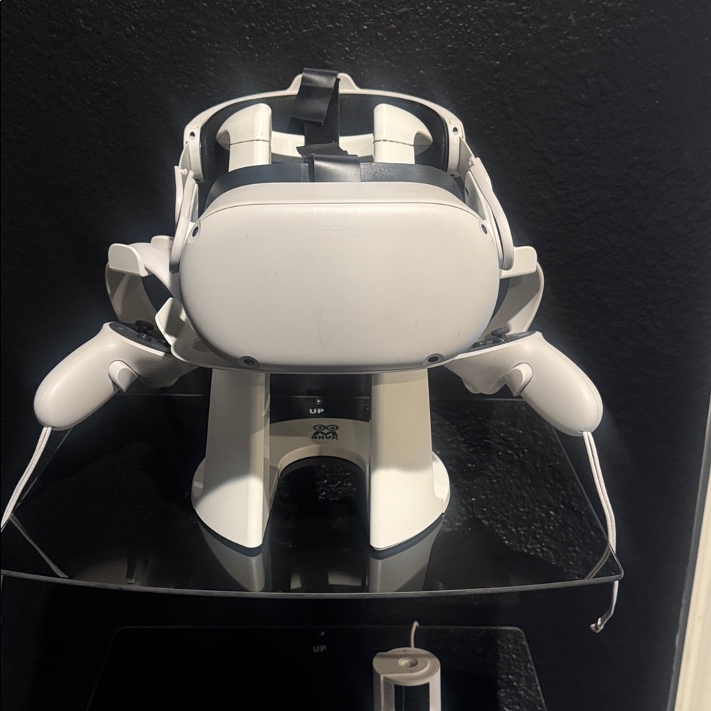 Advanced VR Gaming Headset with Controllers - Gray 64GB no scratches